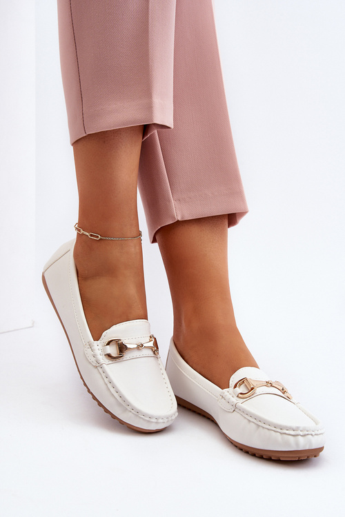 Жіночі класичні мокасини з екошкіри білого кольору Demese