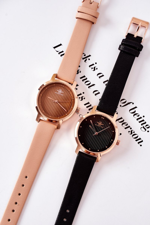 Дивитися на шкіряному ремінці Оголений Майкл Джон