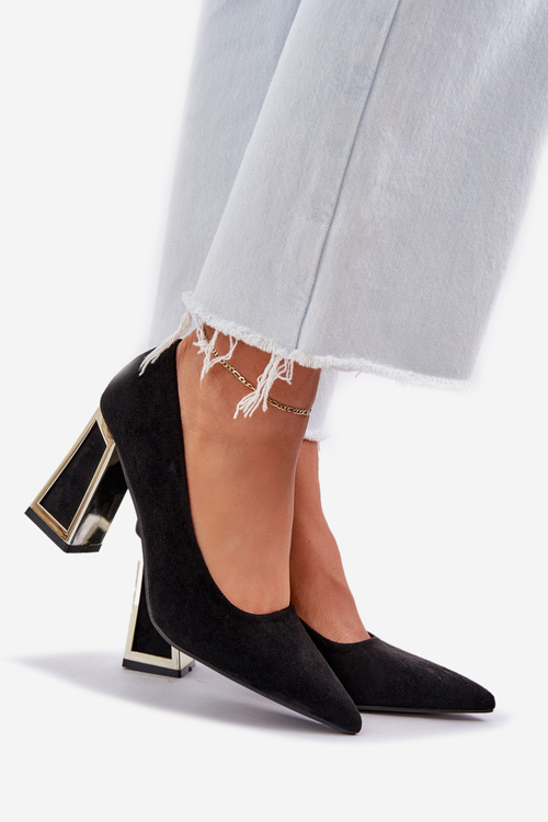 Елегантні Чоботи На Каблуку З Загостреними Носками Чорні