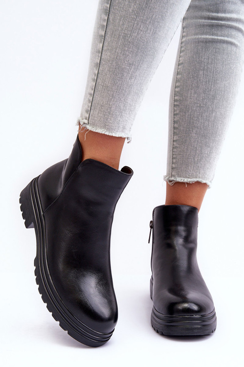 Шкіряні низькі черевики чорного кольору Foteini