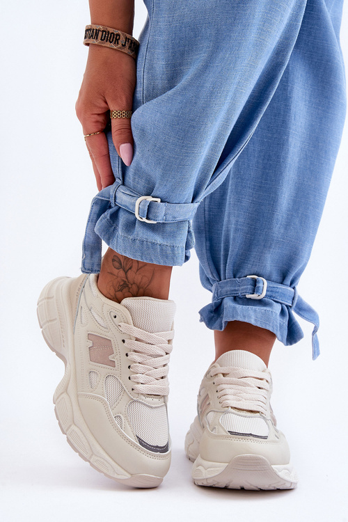 Модні жіночі сітчасті кросівки бежеві Венеція