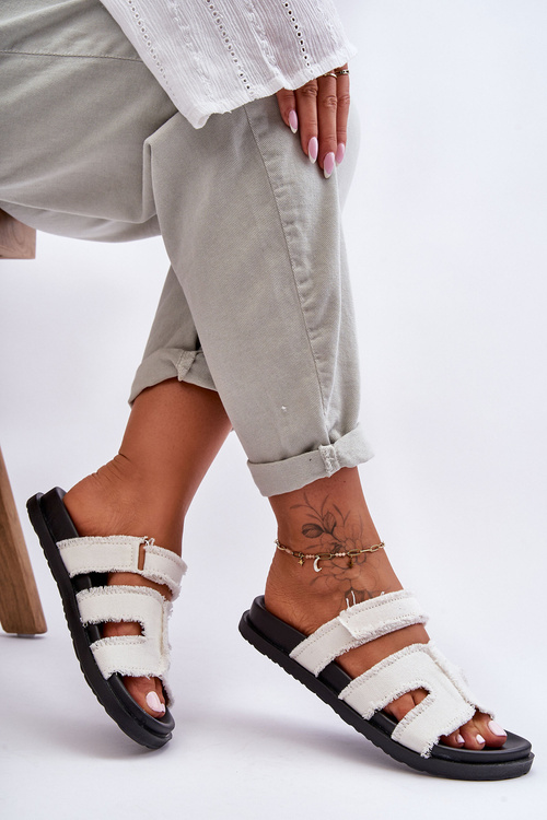 Жіночі сліпони білого кольору Lamirose