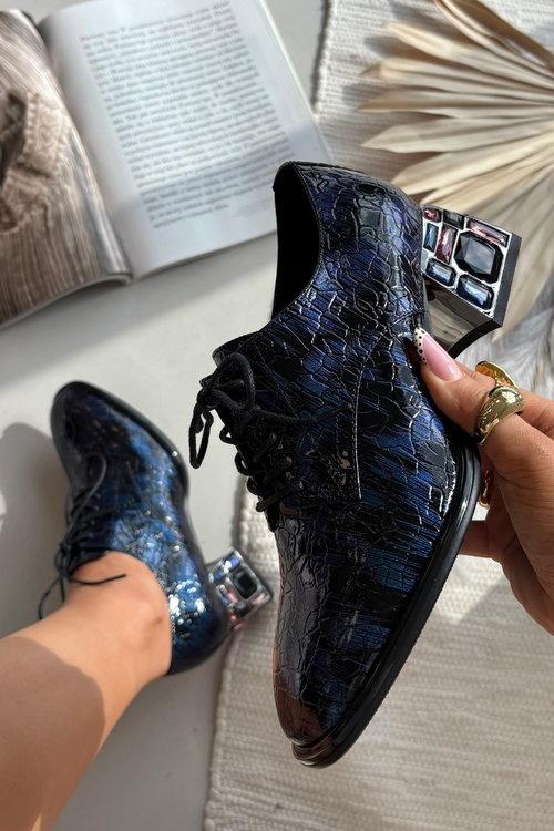 Шкіряні лаковані жіночі туфлі на каблуку з кришталями Artiker 55C0428 Темно-синій