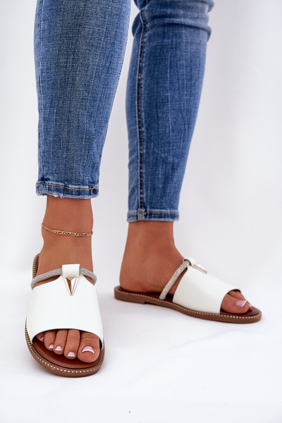 Екокожані Сандалі На Плоскому Каблуці З Декоративною Стрічкою Білі Hirtewi