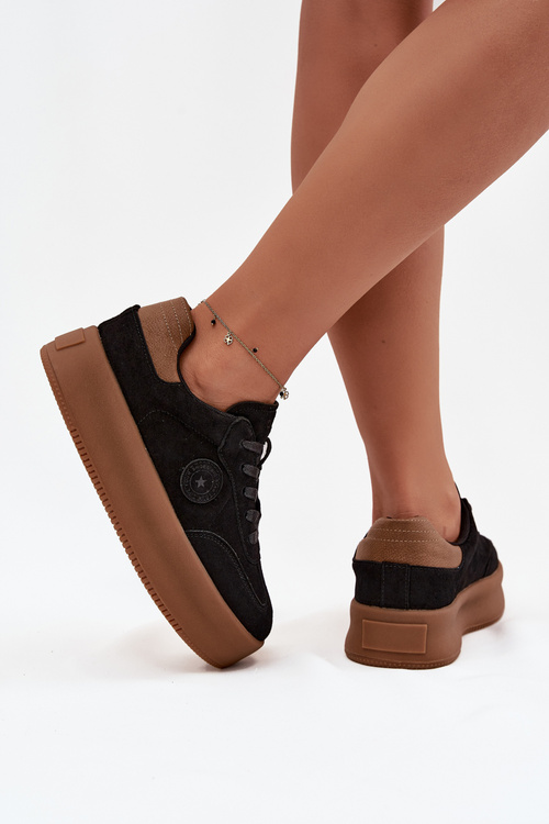 Взуття жіноче на платформі Big Star SS274761 Чорне