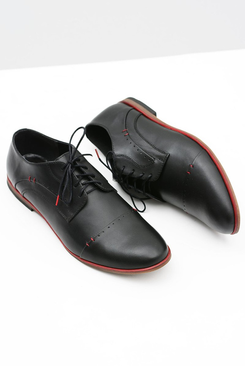 Елегантні чоловічі чорні шкіряні напівчоботи Isacco