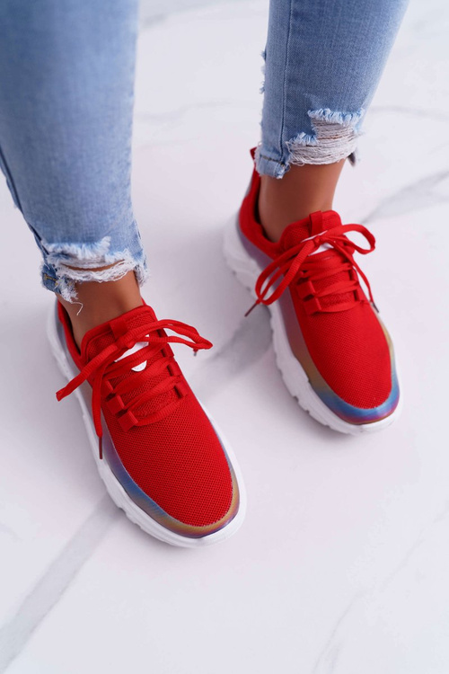 Спортивні жіночі туфлі на товстій підошві з голографічною червоною вечіркою