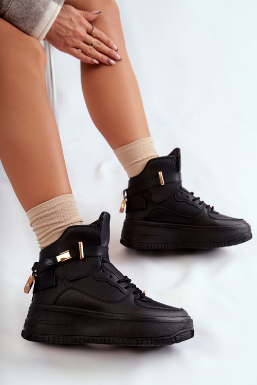 Жіноче тепле високе спортивне взуття чорного кольору Lexa