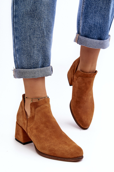 Замшеві ботильйони з вирізами на каблуці Camel Dalros