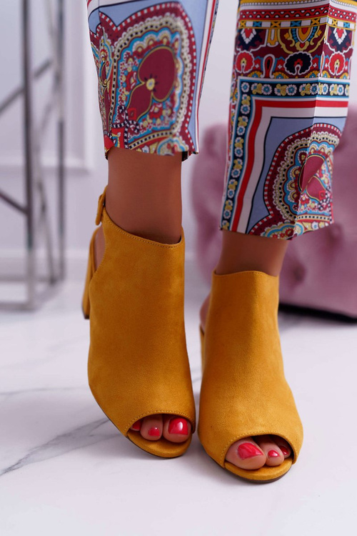 Жіночі босоніжки на шпильці з відкритим носком, жовті Esta