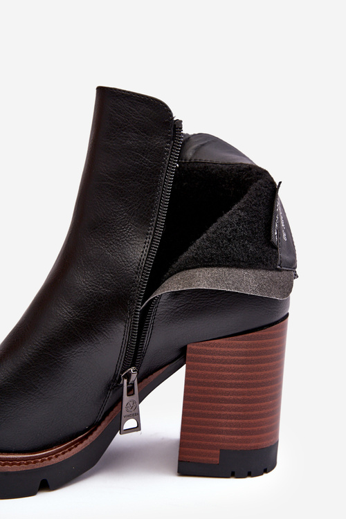 Жіночі шкіряні чоботи на підборах Чорні Brittney