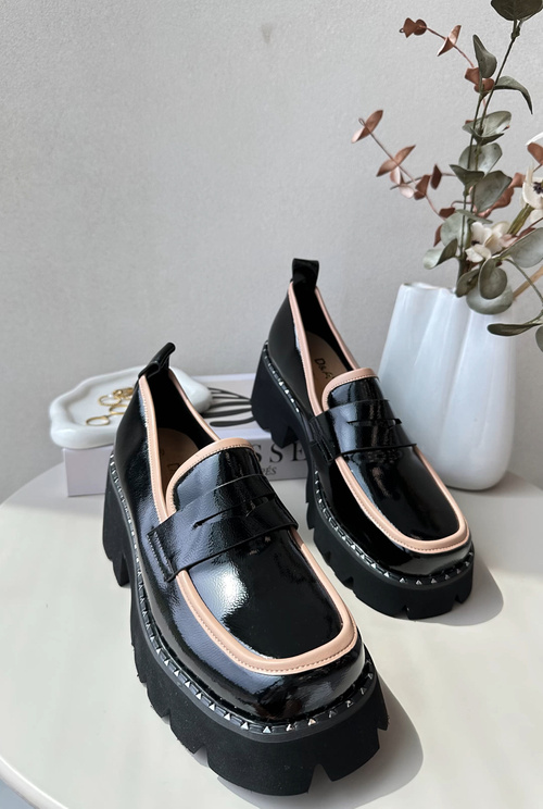 Жіночі шкіряні мокасини D&A MR870-32 Чорні