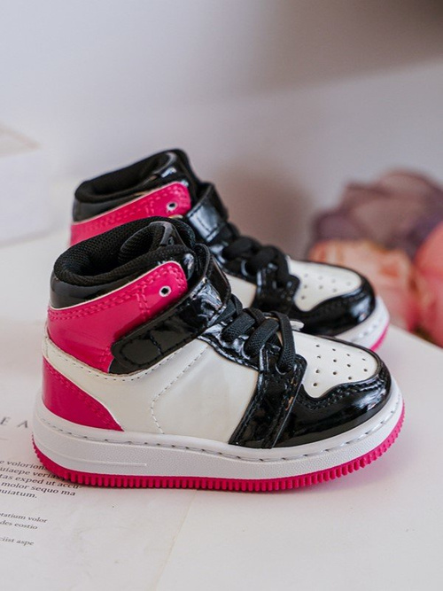 Дитяче блискуче спортивне взуття Milara рожево-білого кольору