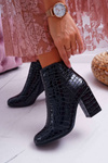 Чорні жіночі чоботи зі шкіри крокодила