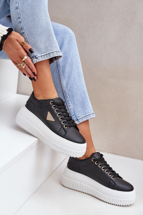 Стильні кросівки на масивній платформі чорнобілі Vallexia