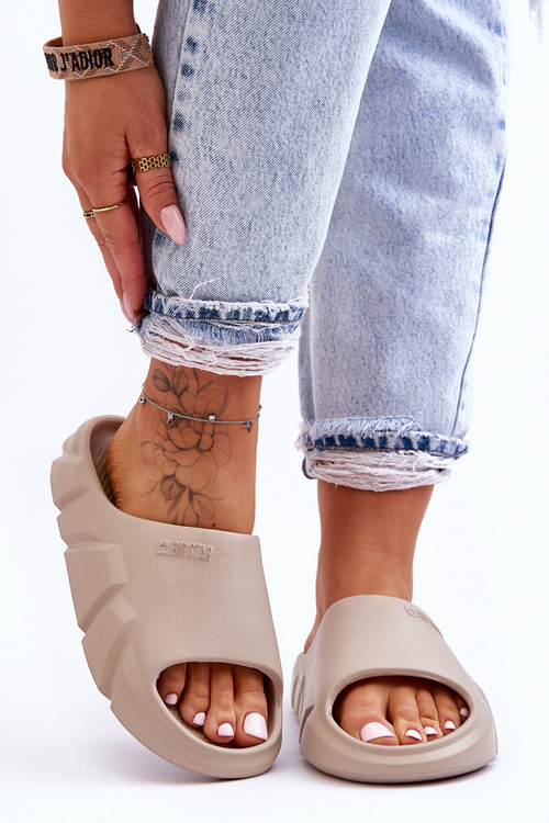 Жіночі легкі пінопластові тапочки Big Star LL274593, бежевий