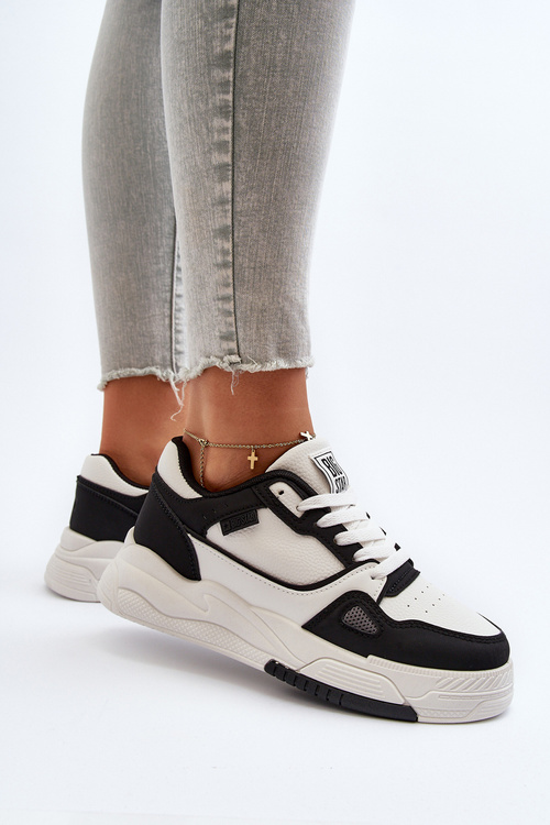 Жіночі кросівки Big Star NN274669 біло-чорні