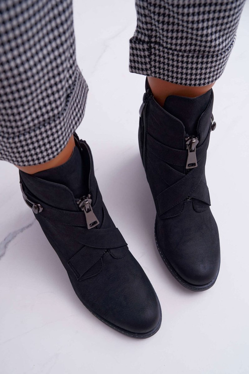 Чоботи жіночі на шпильці замшеві чорні Brave