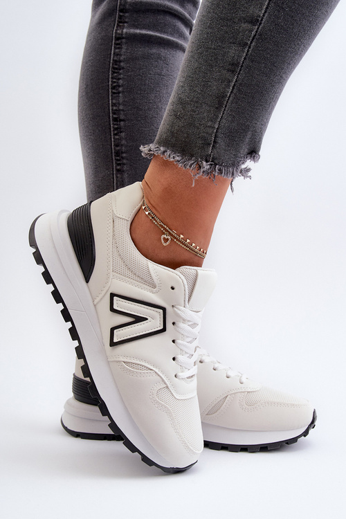 Жіночі кросівки Спортивне взуття білі Daisee