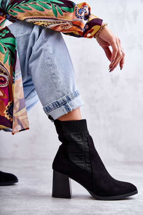 Жіночі замшеві чоботи з носком Чорні Монтес