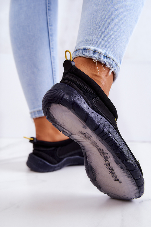 Водне взуття жіноче ProWater 20-37-012 Чорне