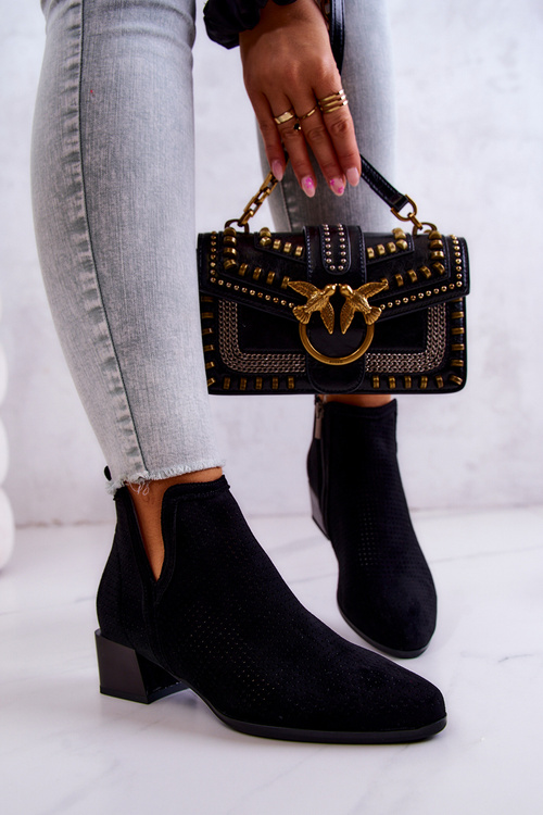 Ажурні замшеві чоботи з вирізом Чорний карінь