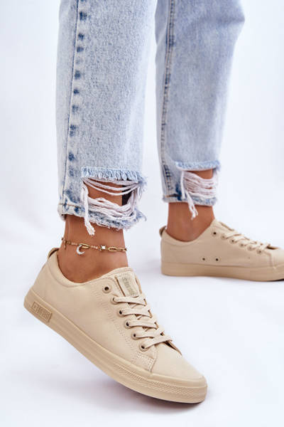 Жіночі низькі кросівки Big Star LL274061 бежевого кольору