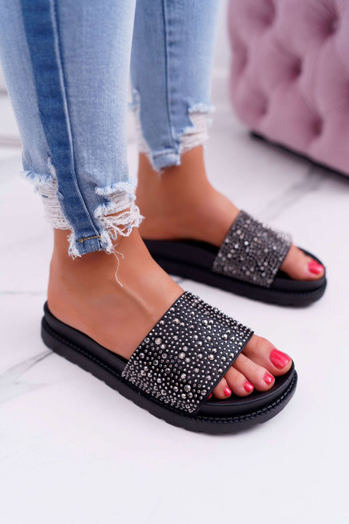 Жіночі шльопанці з цирконієм чорні XTI 48821