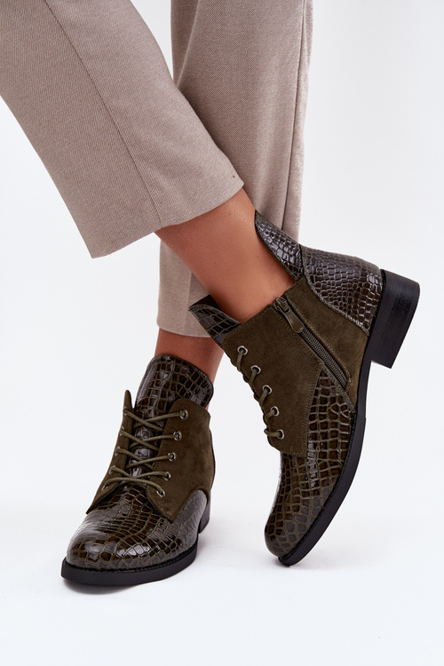 Лаковані жіночі черевики з декоративним рельєфом підкладка Vinceza 16477 темно-зелений