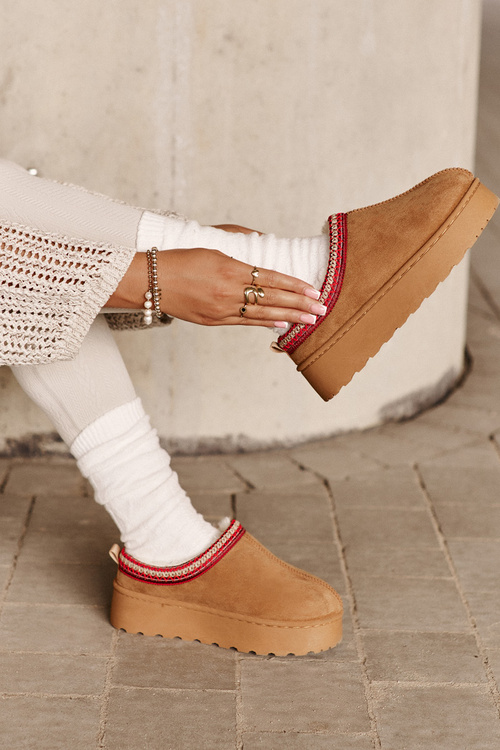 Жіночі зимові черевики на платформі, утеплені хутром Camel Remenia