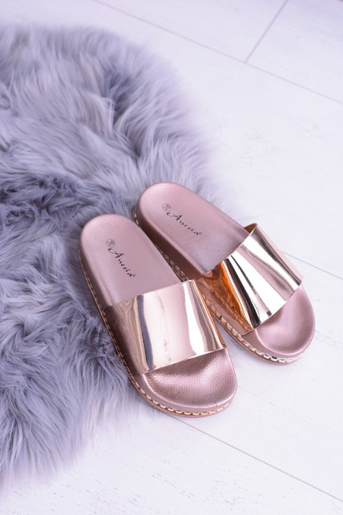 Жіночі шльопанці зі стразами Mirock Pink Gold