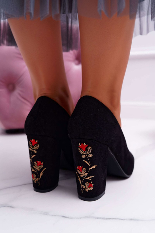 Жіночі чорні замшеві туфлі Gendar з квітковим принтом Sergio Leone