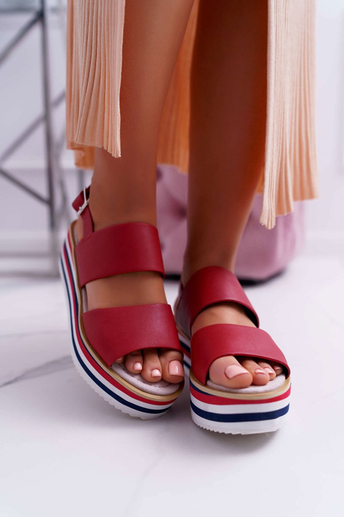 Жіночі босоніжки на платформі червоні Aurera
