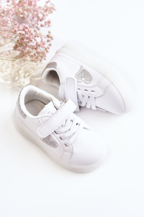 Дитяче шкіряне спортивне взуття на липучці Білий Baylene
