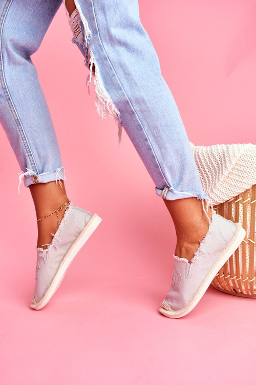 Класичні жіночі еспадрільї сірого кольору