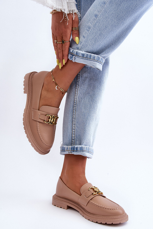 Жіночі шкіряні мокасини на плоскій підошві бежевого кольору Sincias