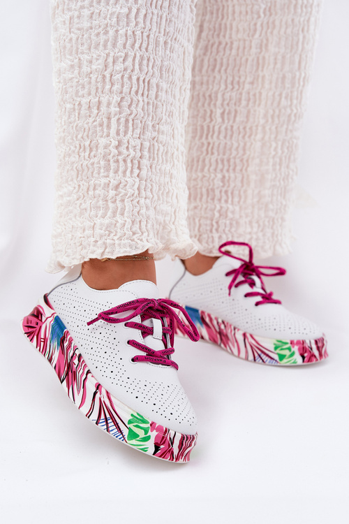 Жіночі Шкіряні Кросівки На Візерунковій Платформі Vinceza 88017 Білі