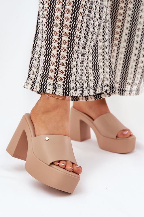 Жіночі Сандалі З Еко Шкіри На Підборі Та Платформі Хакі Тамірелла