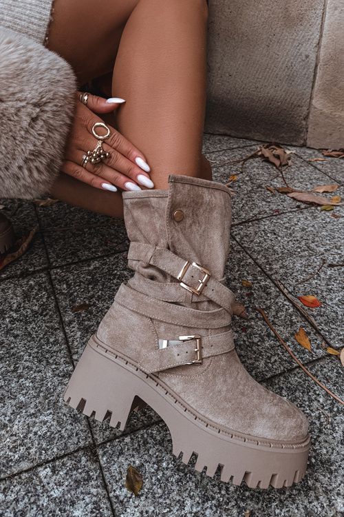 Жіночі чоботи на масивному каблуці з пряжками і ременем бежеві Nerelisa