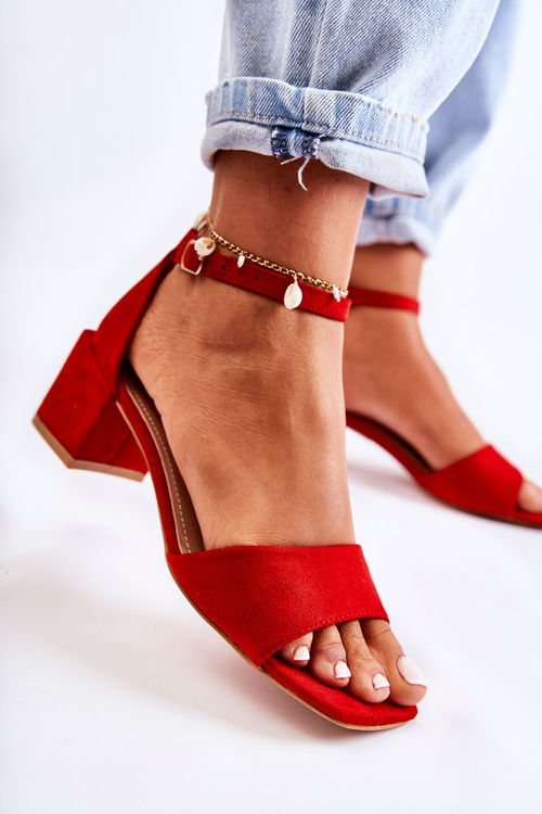 Замшеві жіночі босоніжки на підборах червоні Luciana