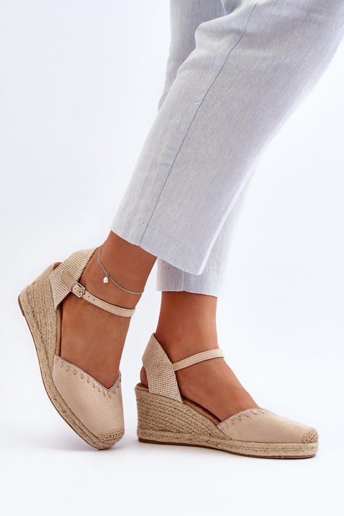 Замшеві босоніжки еспадрільї на танкетці з тканими деталями бежевого кольору Raylin