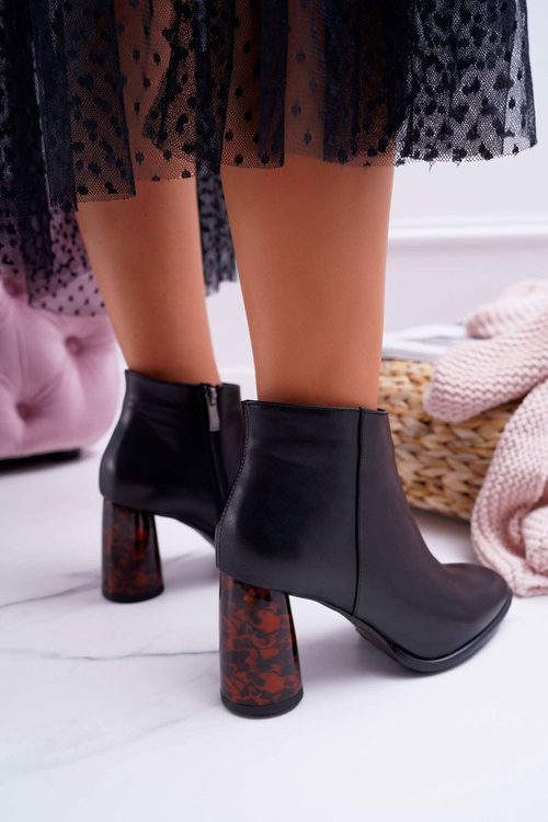 Шкіряні жіночі черевики Laura Messi на шпильці чорні 2056