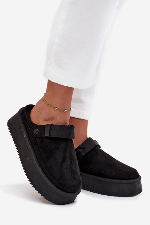 Жіночі зимові чоботи на платформі з липучкою чорні Jorielle