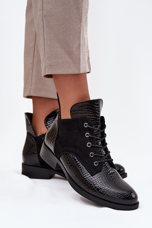 Лаковані жіночі ботильйони з декоративним тисненням ізольовані Vinceza 16477 Чорні