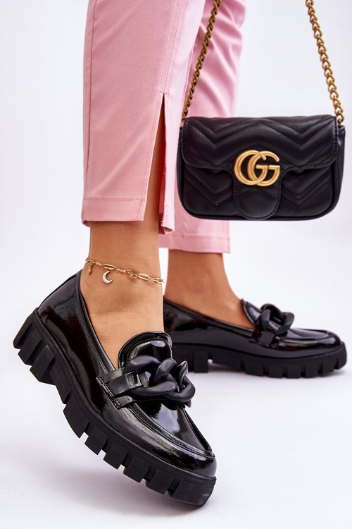 Жіночі лаковані лофери на платформі Black Bennett