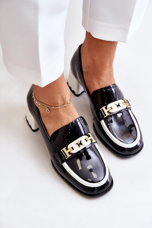 Лаковані жіночі туфлі з декором Black Artiker 55C1002