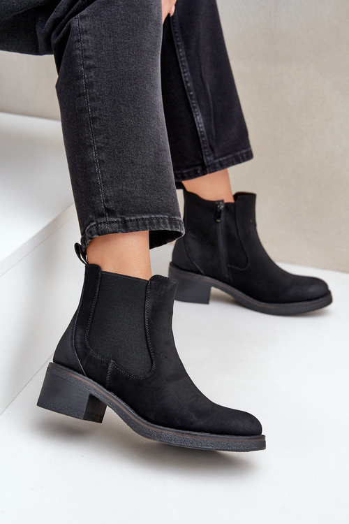 Жіночі ботильйони на утепленому низькому каблуці на блискавці чорного кольору Savalindra