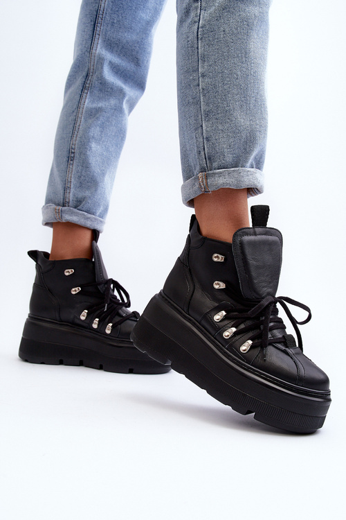 Чорне шкіряне жіноче спортивне взуття Zazoo 3416