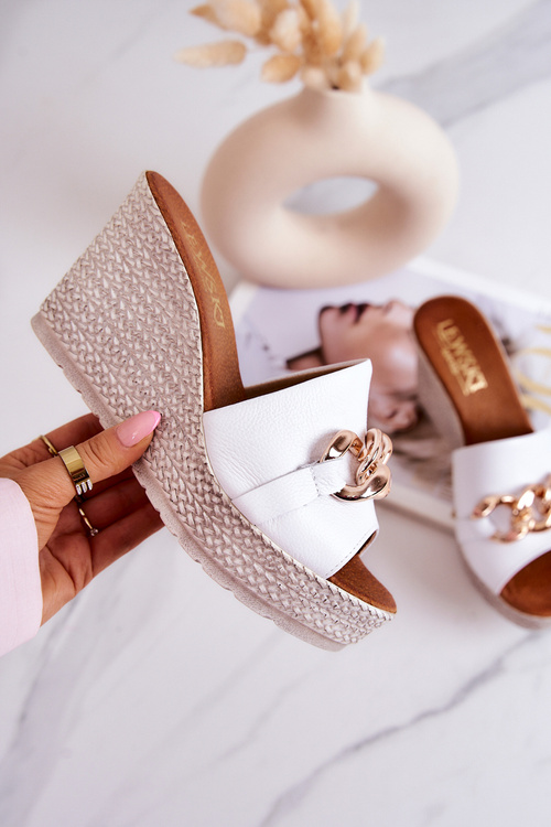 Шкіряні тапочки на танкетці Lewski 3062 Білі