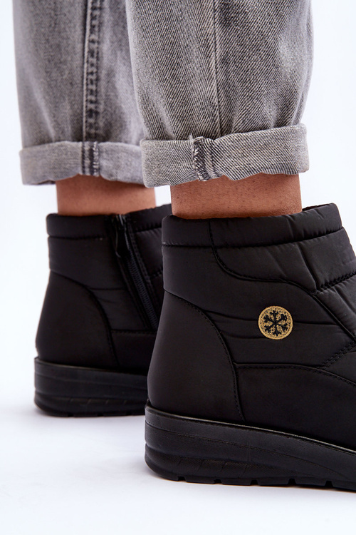 Жіночі утеплені зимові черевики Helis чорного кольору